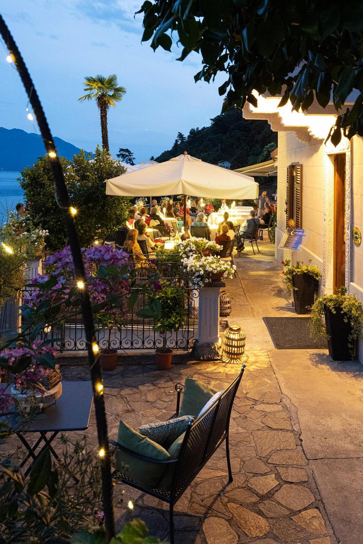 Hotel La Rondinella Cannero Riviera Exterior foto